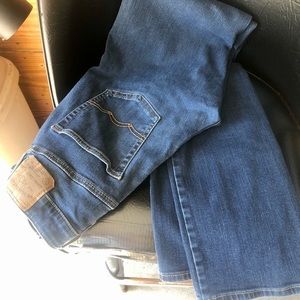 Mens American Eagle jeans.